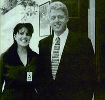 Finalmente, tanto Monica Lewinsky como Bill Clinton confesaron que habían tenido relaciones íntimas