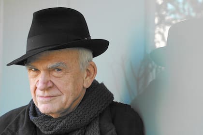 Milan Kundera vive en Francia desde 1975 y escribió sus últimos libros en francés