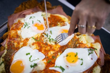 Milanesa SuperTábano, la especialidad de la casa