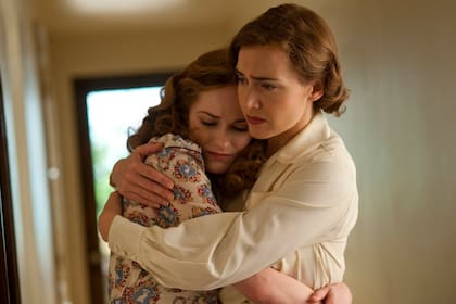 Evan Rachel Wood y Kate Winslet en Mildred Pierce, dirigidas por Todd Haynes
