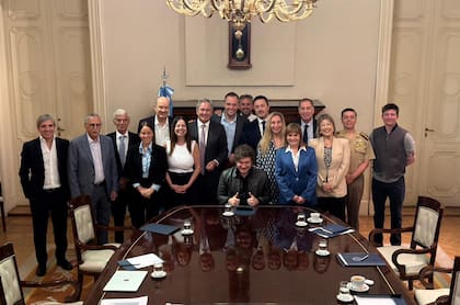 Milei con el del gabinete de Ministros