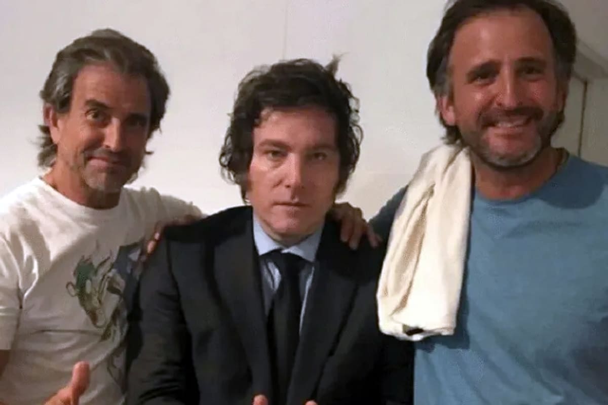 Milei con los hermanos Benegas Lynch, Bertie y Joaquín. Este último será candidato a senador nacional por Entre Ríos