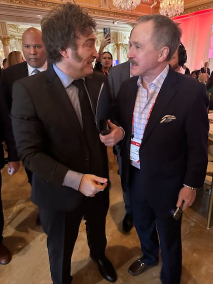 Milei con Peter Lamelas, futuro embajador de Estados Unidos en la Argentina