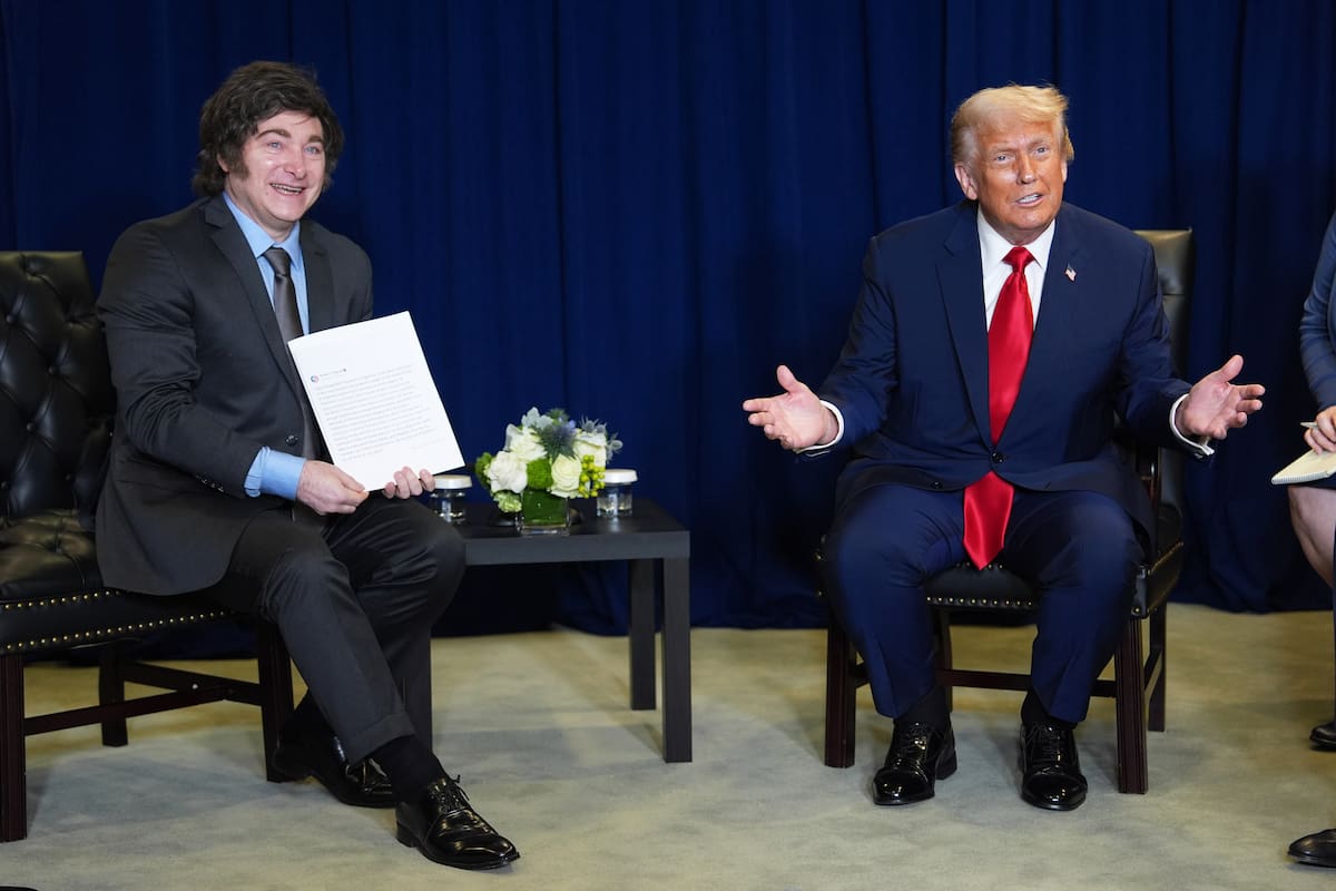 Milei, con Trump. (AP Foto/Evan Vucci)