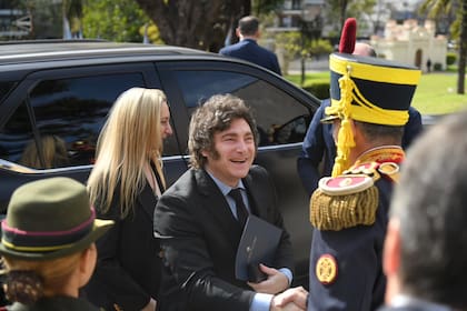 Javier Milei endureció sanciones a las petroleras y anuncia una base naval en Tierra del Fuego