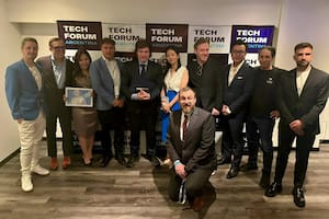 Milei, en el Tech Forum; en el extremo derecho de la foto aparecen Novelli y Lipinsk (Cube)