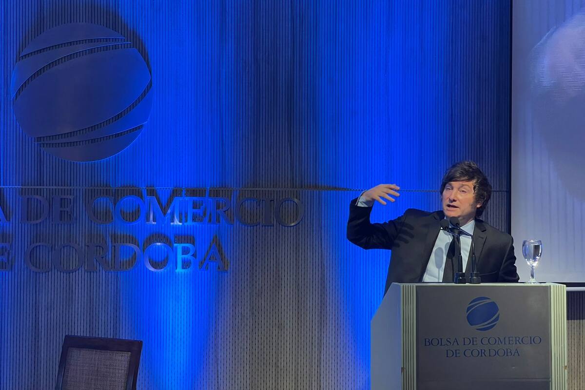 Milei, en la Bolsa de Comercio de Córdoba
