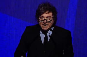 Milei denunció un plan golpista, acusó a periodistas y advirtió: "Los hijos de puta se tienen que quemar en la hoguera"