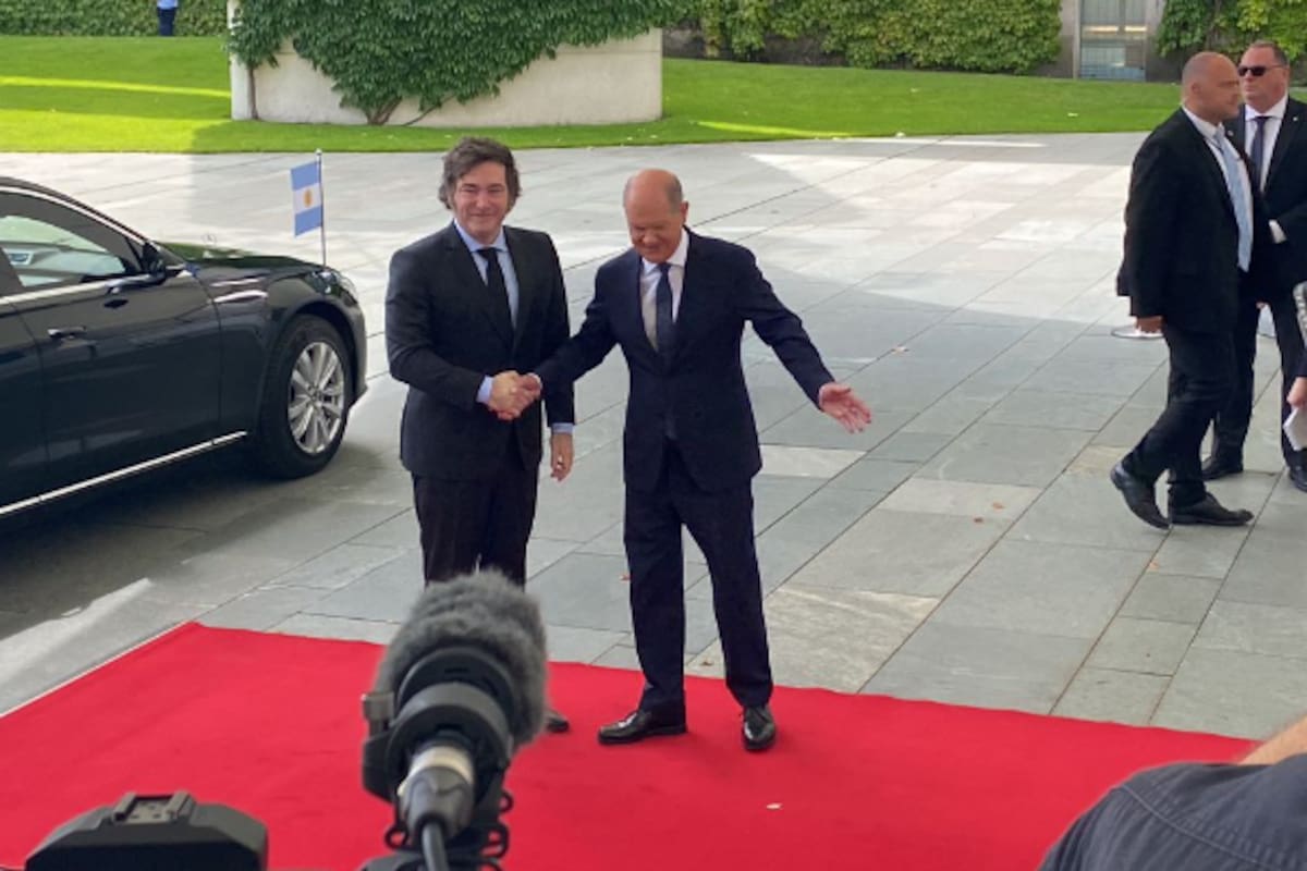 Milei fue recibido por Scholz en Berlín (Elisabetta Piqué)