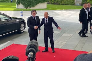 Milei fue recibido por Scholz en Berlín (Elisabetta Piqué)