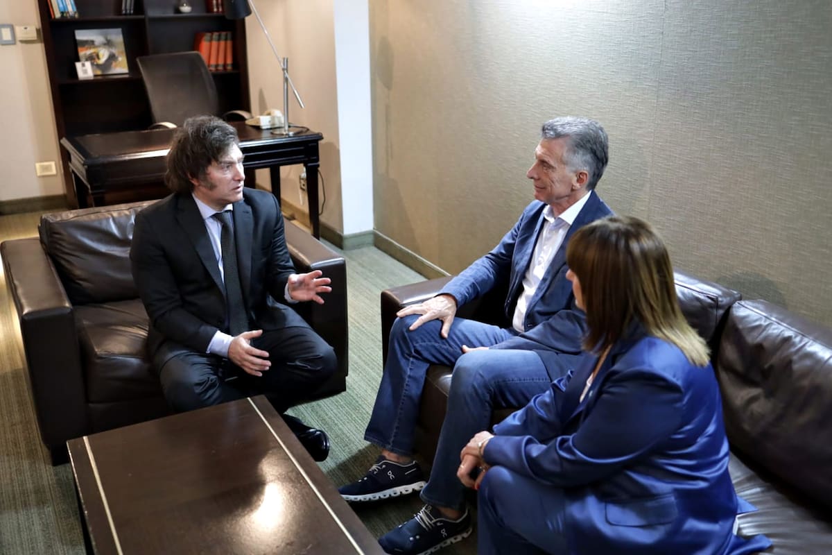 Milei junto a Mauricio Macri y Patricia Bullrich