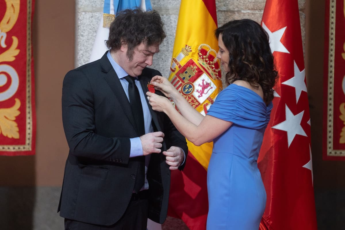 Milei negó que el FMI haya pedido una devaluación y evitó ponerle fecha a la salida del cepo