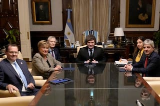 Milei le abrió la Casa Rosada a Georgieva: la recibió en su despacho y luego fue el turno del Gabinete