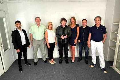 Milei se reunió el pasado martes con seis de sus posibles candidatos a intendente en la Provincia