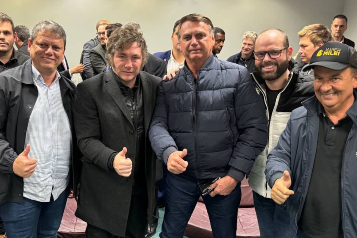 Milei y Bolsonaro con el gobernador de San Pablo