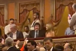 Milei y Fátima Florez, en el Teatro Colón