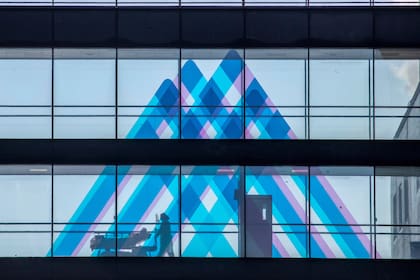 Miles de enfermeras se declaran en huelga en varios hospitales importantes de Nueva York