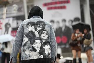 Miles de fans se reúnen para el inicio de la gira mundial de BTS en Corea del Sur