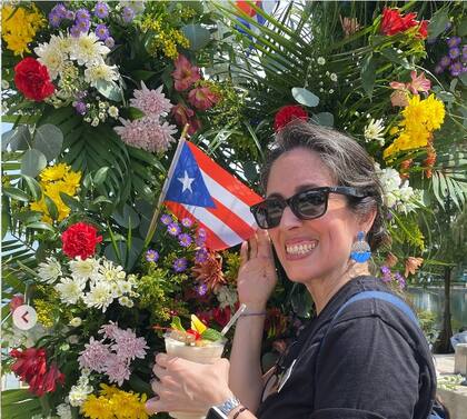 Miles de latinoamericanos acuden a las celebraciones por la hispanidad en Florida
