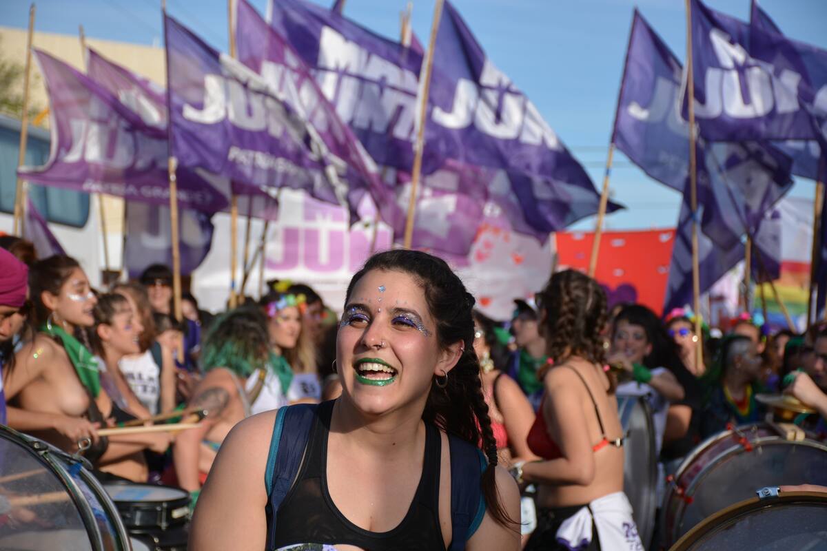 Miles de mujeres participaron del Encuentro Nacional de Mujeres, en Chubut