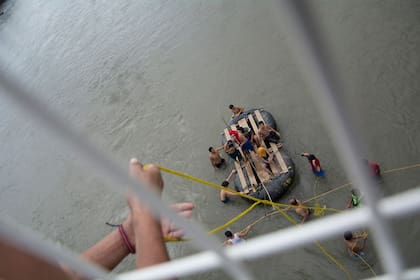 Miles de personas cruzaron a México de forma ilegal