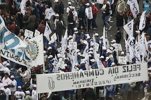 Miles de personas escucharon el discurso de Moyano durante el acto por el Día del Trabajador