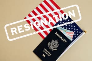 Por qué miles renuncian a la ciudadanía de EE.UU. tras obtener otro pasaporte