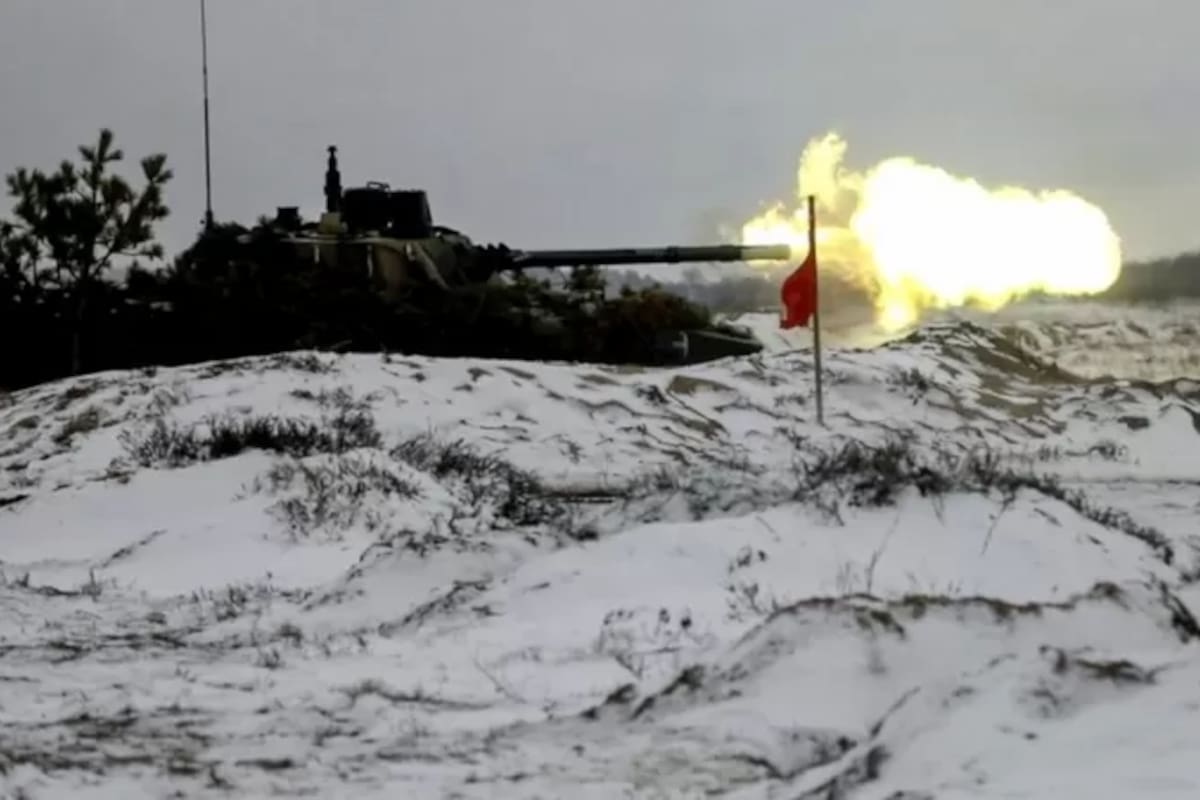 Miles de soldados rusos han estado participando en ejercicios militares conjuntos en Bielorrusia, que limita con Ucrania