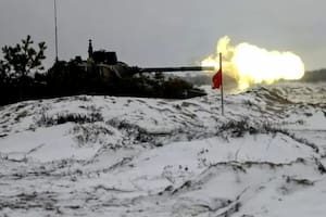 Miles de soldados rusos han estado participando en ejercicios militares conjuntos en Bielorrusia, que limita con Ucrania