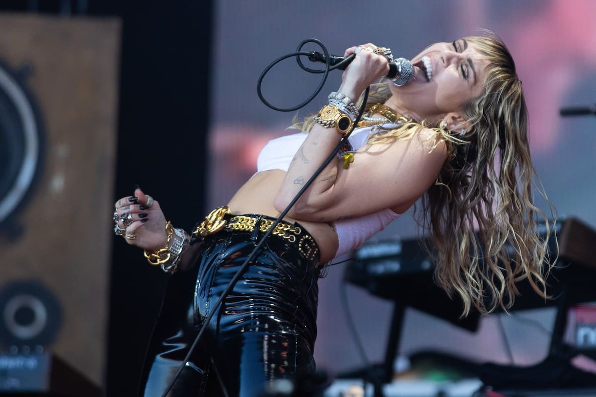 Miley Cyrus fue uno de los números centrales en la última edición de Glastonbury, en 2019; los organizadores anunciaron que este año tampoco habrá festival en Somerset