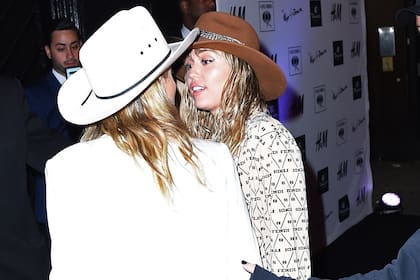Miley y Kaitlynn ya se mostraron juntas en una fiesta de Manhattan hace una semana