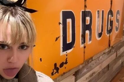 Miley Cyrus y su posteo sobre sus adicciones