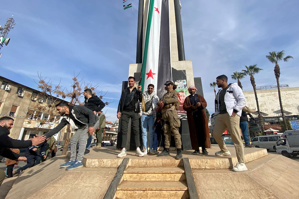 Milicianos continúan las celebraciones en Homs