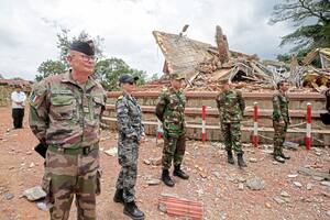 Militares occidentales monitorean la implementación del acuerdo de paz