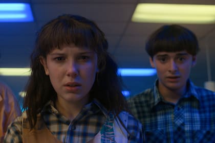 Millie Bobby Brown y su compañero Noah Schnapp