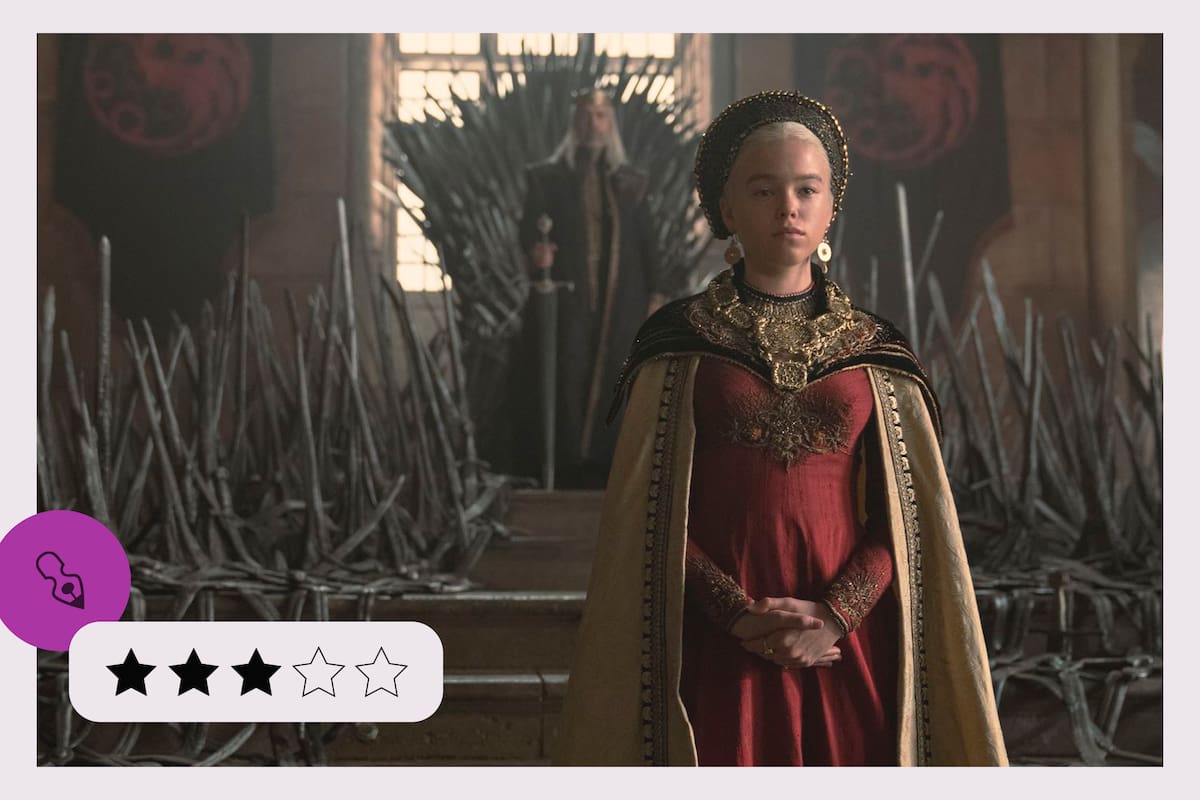 Milly Alcock como Rhaenira Targaryen en La casa del dragón