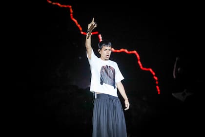 Milo J integra la grilla de la novena luna y sube al escenario el domingo 1 de febrero durante el cierre del festival