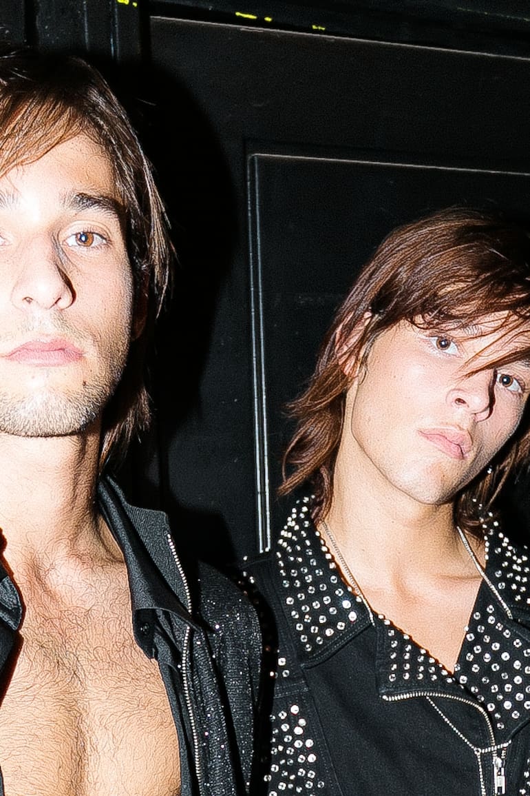 Milo y Salvador, los hijos de Dolores Barreiro y Matías Camisani desfilaron para Kosiuko en BafWeek 23