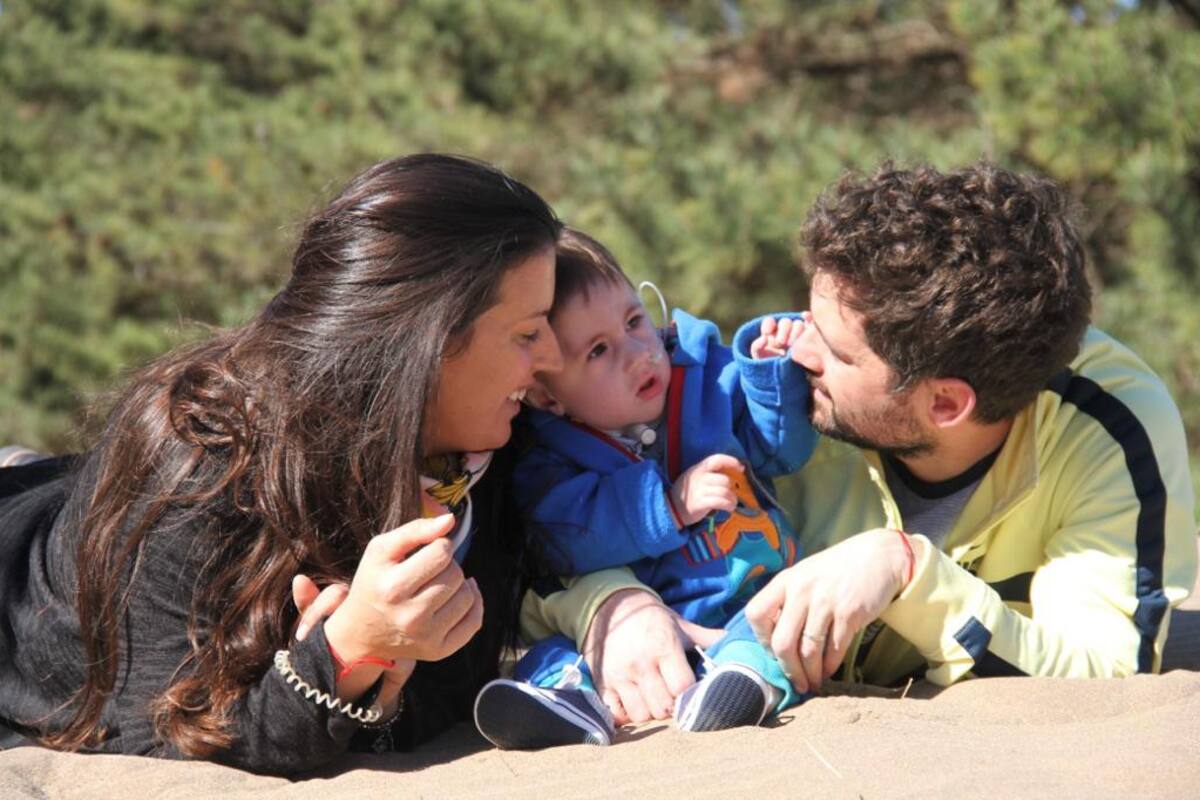 Milo y su familia luchan por la licencia laboral extendida cuando hay que acompañar a hijos en internaciones prolongadas