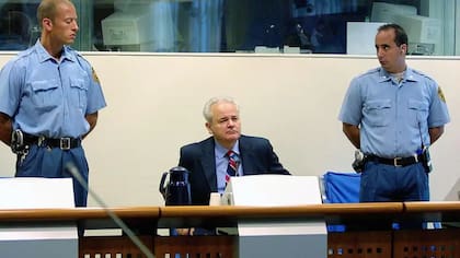 Milosevic fue hallado muerto en su celda en La Haya el 11 de marzo de 2006
