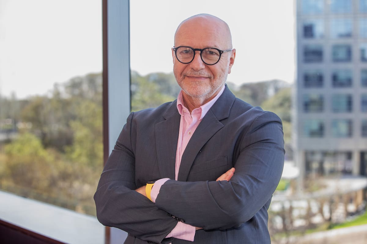 Milton Beck: “Para prepararse en un mundo laboral centrado en las habilidades y aumentado por IA es necesario tanto un liderazgo como la orientación técnica y el compromiso de arriba hacia abajo”