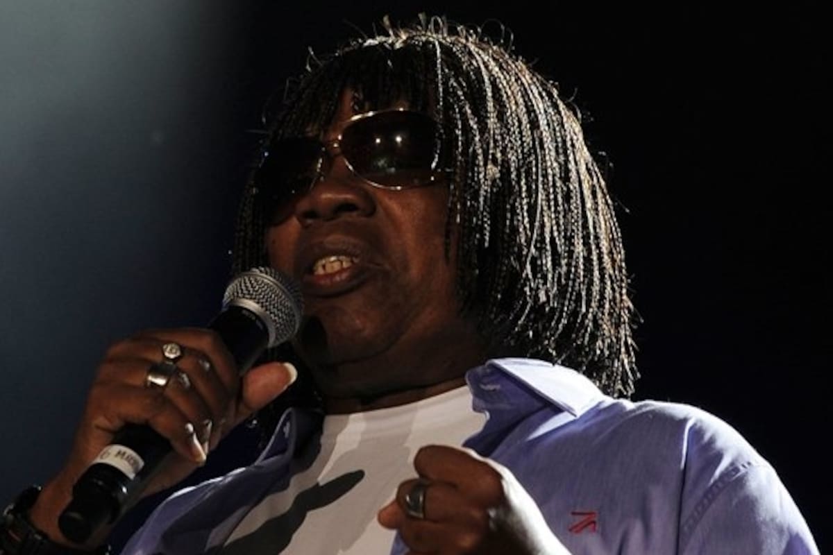 Milton Nascimento deleitó al público con una temprana presentación junto con Esperanza Spalding