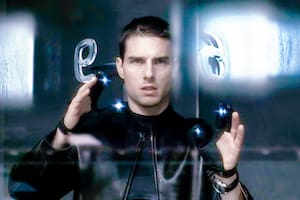 Minority Report (2002) de Steven Spielberg, en la que Tom Cruise interpreta a un policía encargado de prevenir crímenes violentos antes de que ocurran, sobre la nouvelle de Philip K. Dick "El informe de la minoría"