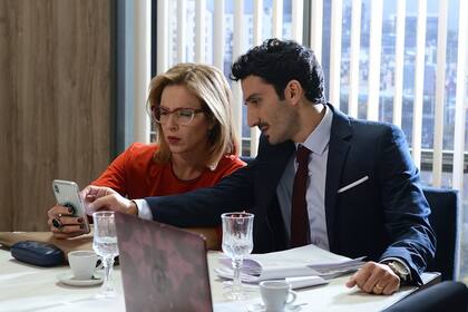 Minujín y Peterson, lo mejor de una ficción modélica