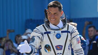 Mira cómo el astronauta Frank Rubio inspira a jóvenes estudiantes en El Salvador