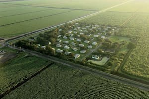 Miracle Village fue construida en 1964 por los inmigrantes que trabajaban en ese entonces en los campos de caña de azúcar