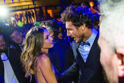 Pampita y Pico ya como pareja en el Prix de Baron B celebrado en el Hipódromo de Palermo