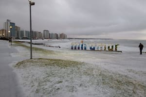 Miramar amaneció cubierta de nieve