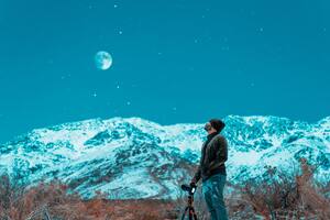 Mirar el cielo en zonas montañosas es un espectáculo imperdible