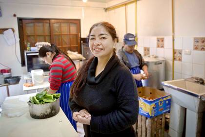 Mirna, vecina de la villa 21-24 y fundadora de un comedor